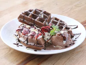 2 Nutella Waffle With Ice cream